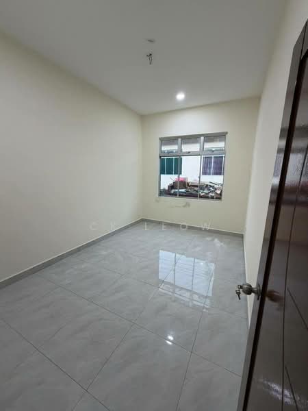 For Sale - Single terrace house for sale at bestari indah ulu tiram