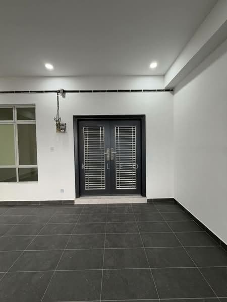For Sale - Single terrace house for sale at bestari indah ulu tiram
