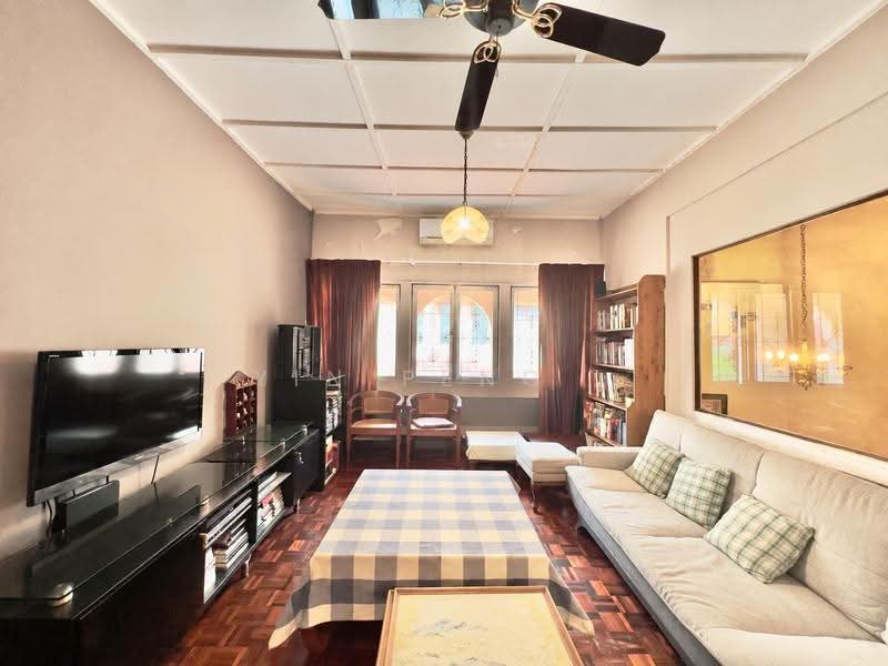 Rumah Berkembar untuk Dijual di Taman Tun Dr Ismail (Kuala Lumpur) - Yin Peng . - Living Room - PropertyGuru.com.my