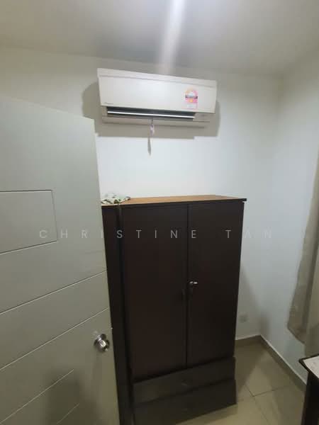 For Rent - Menara U2