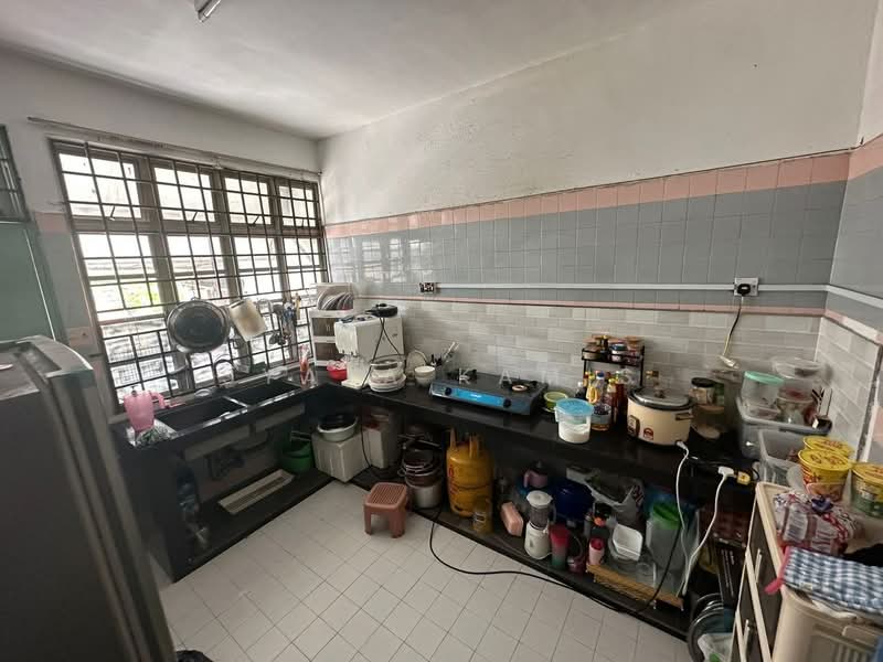 Terraced House for Sale in Bandar Baru Uda (Johor Bahru) - Syafa Kamis - Kitchen - PropertyGuru.com.my