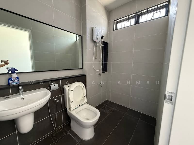 Rumah Teres 2 Tingkat untuk Dijual di Elmina (Shah Alam) - Wan Azlan Ahmad - PropertyGuru.com.my