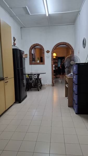 1-storey Terraced House for Sale in Petaling Jaya (Selangor) - Shirley Looi - Kitchen - PropertyGuru.com.my