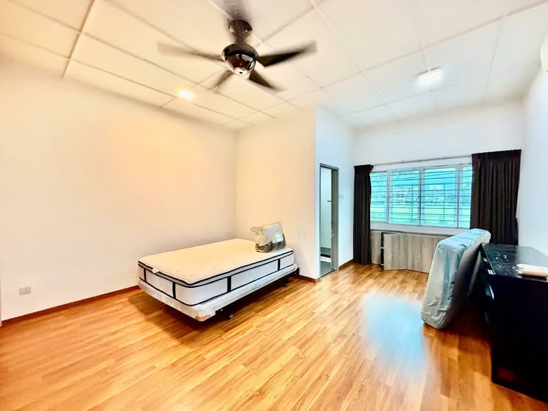 Rumah Teres 2 Tingkat untuk Disewa di Taman Tun Dr Ismail (Kuala Lumpur) - Yin Peng . - Bedroom - PropertyGuru.com.my