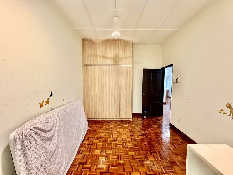 Rumah Teres 2 Tingkat untuk Disewa di Taman Tun Dr Ismail (Kuala Lumpur) - Yin Peng . - Bedroom - PropertyGuru.com.my