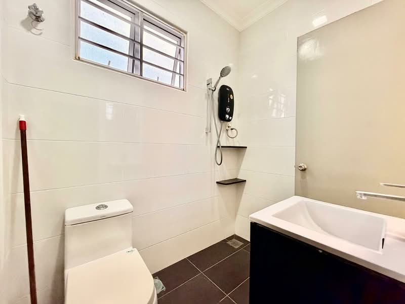 Rumah Teres 2 Tingkat untuk Disewa di Taman Tun Dr Ismail (Kuala Lumpur) - Yin Peng . - Bathroom - PropertyGuru.com.my
