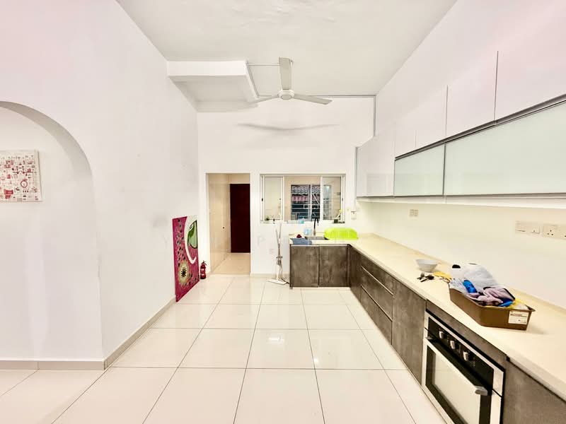 Rumah Teres 2 Tingkat untuk Disewa di Taman Tun Dr Ismail (Kuala Lumpur) - Yin Peng . - Kitchen - PropertyGuru.com.my