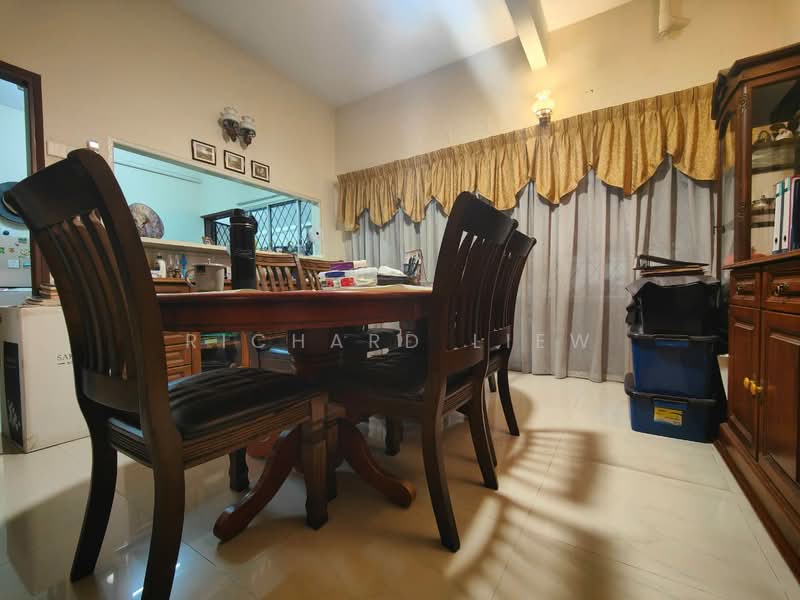 Rumah Berkembar untuk Dijual di SS3 (Petaling Jaya) - Richard Liew - Dining Room - PropertyGuru.com.my
