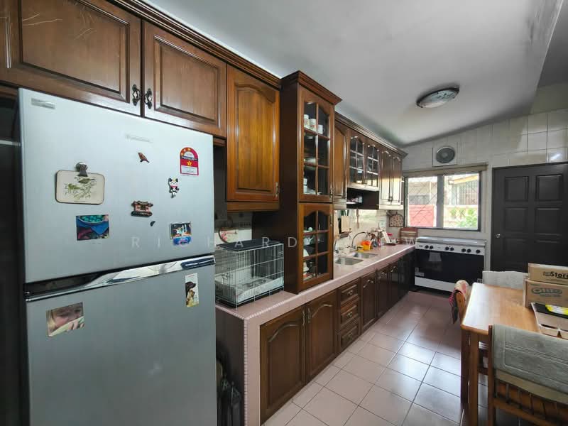 Rumah Berkembar untuk Dijual di SS3 (Petaling Jaya) - Richard Liew - Kitchen - PropertyGuru.com.my