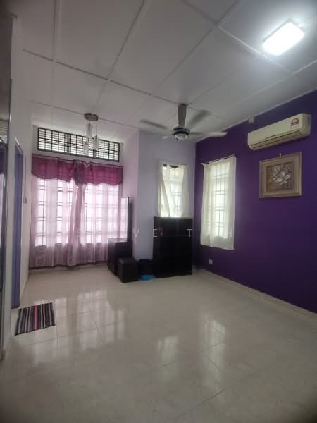 2-storey Terraced House for Sale in Taman Setia Indah (Tebrau) - Steve Tah - Living Room - PropertyGuru.com.my
