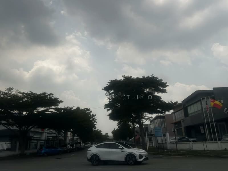 Semi-D Factory for Sale in Kota Damansara (Selangor) - Jentsen Thong - Exterior - PropertyGuru.com.my