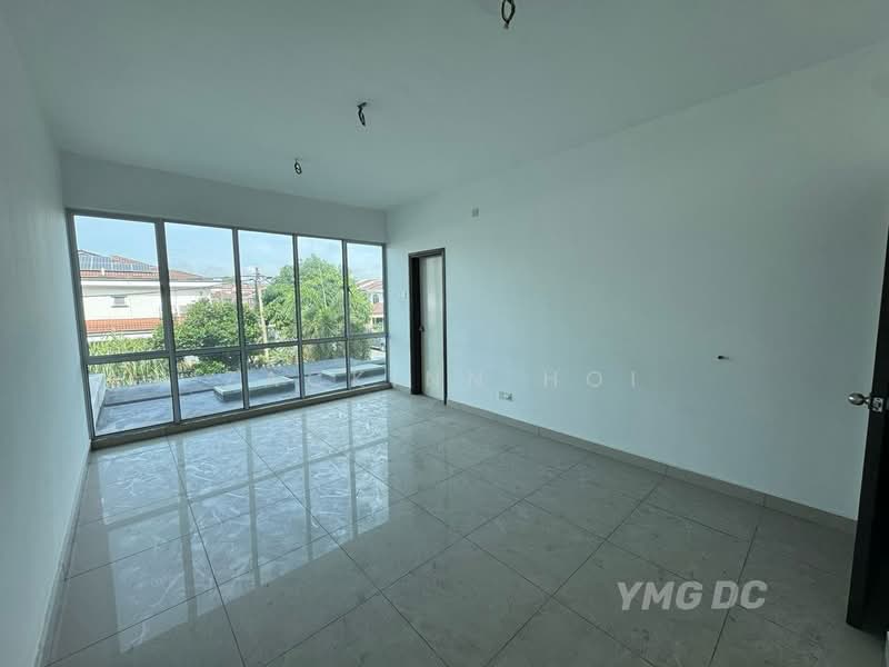 Rumah Teres 3 Tingkat untuk Dijual di Taman Sejati (Klang) - Zackinn Hoi - Living Room - PropertyGuru.com.my