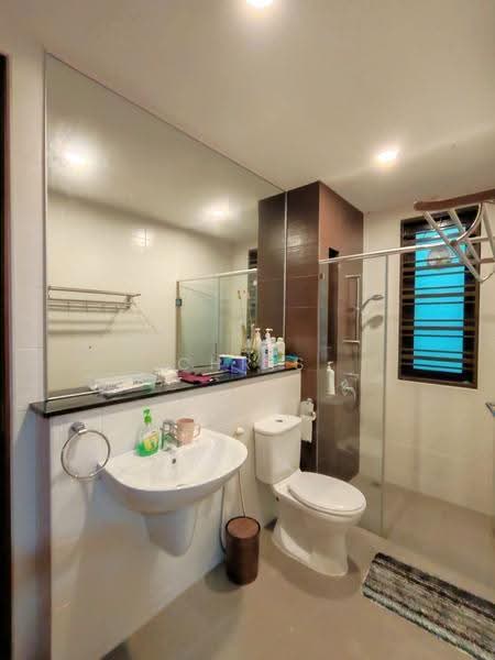 Semi-Detached House for Rent in Batu Ferringhi (Penang) - Chris Teoh - Bathroom - PropertyGuru.com.my