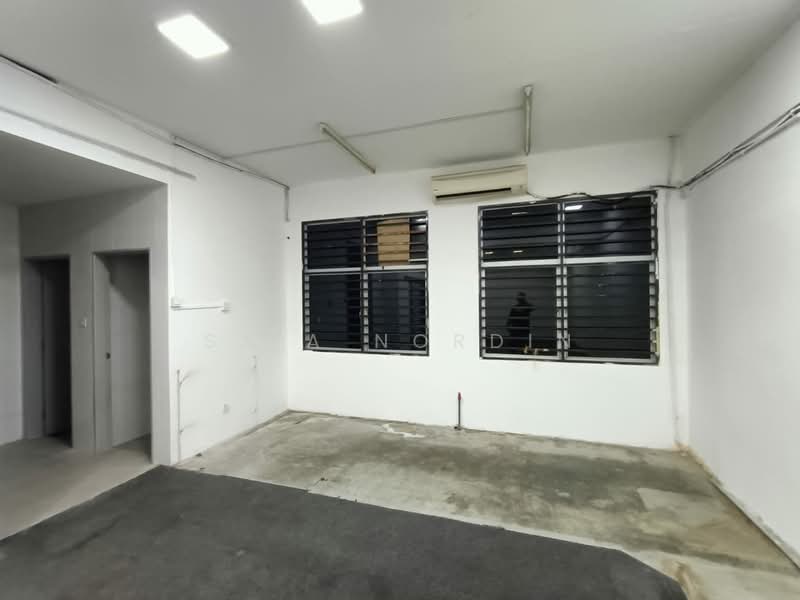 Shop / Office for Sale in TTDI Jaya (Shah Alam) - Sa'a Nordin - Interior - PropertyGuru.com.my