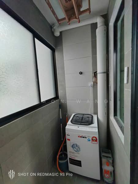 Condominium for Sale at Taman Bayu Puteri - Simon Wang - Balcony - PropertyGuru.com.my