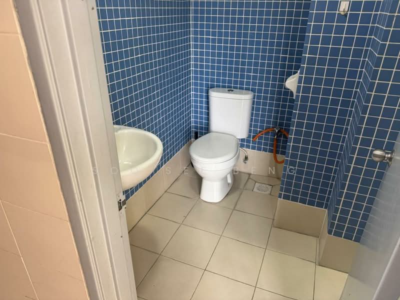 Condominium for Rent at Perdana Emerald - Soo See Beng - Bathroom - PropertyGuru.com.my