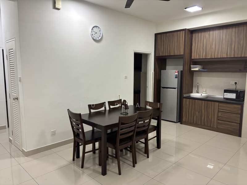 Kondominium untuk Disewa di Ceria Residence - Fuad Ali - Dining Room - PropertyGuru.com.my