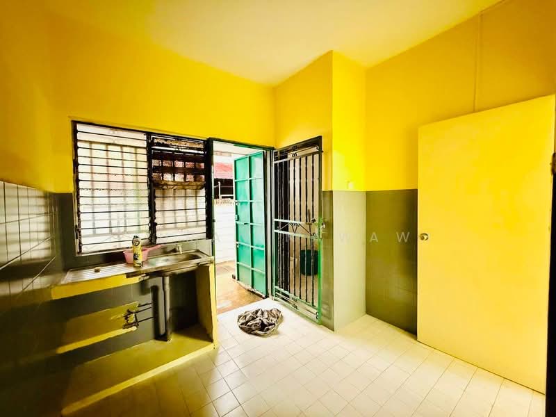 2-storey Terraced House for Sale in Taman Desaria (Petaling Jaya) - Fauran Nawawi - PropertyGuru.com.my