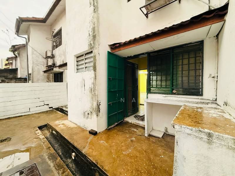 2-storey Terraced House for Sale in Taman Desaria (Petaling Jaya) - Fauran Nawawi - PropertyGuru.com.my