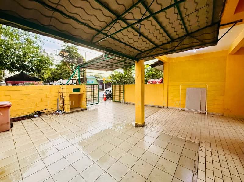 2-storey Terraced House for Sale in Taman Desaria (Petaling Jaya) - Fauran Nawawi - PropertyGuru.com.my