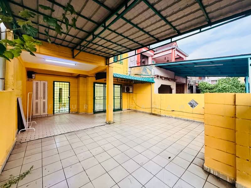 2-storey Terraced House for Sale in Taman Desaria (Petaling Jaya) - Fauran Nawawi - PropertyGuru.com.my