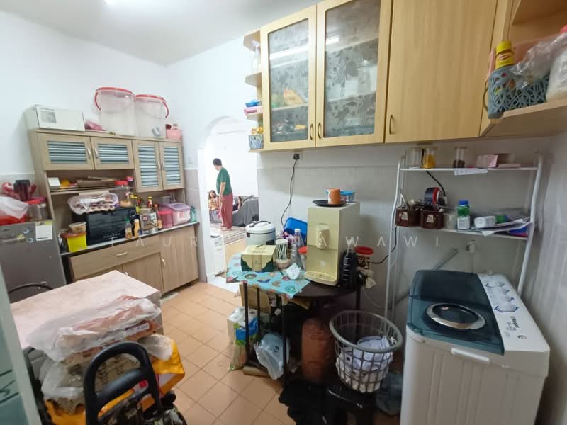 Apartment for Sale at Desa Putra - Fauran Nawawi - PropertyGuru.com.my