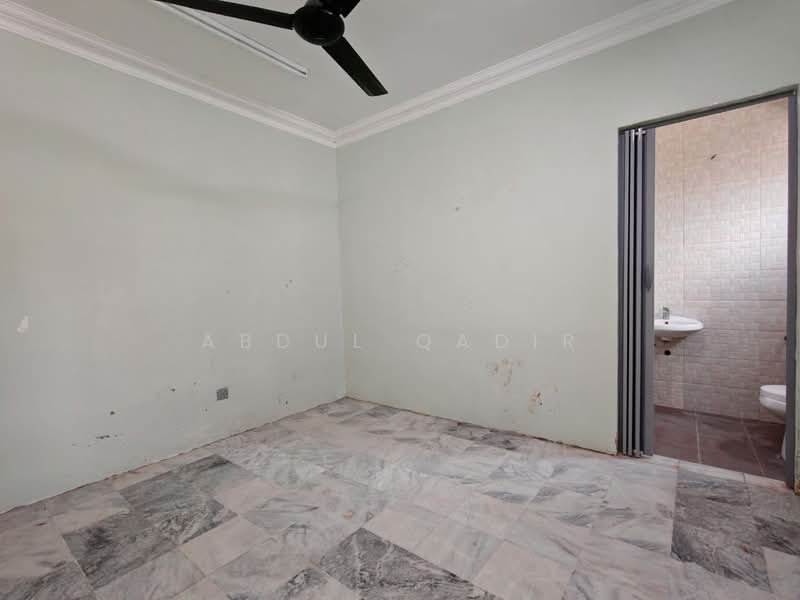Bungalow for Sale in Bandar Rinching (Semenyih) - Abdul Qadir - PropertyGuru.com.my