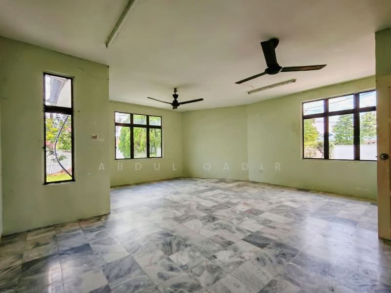 Bungalow for Sale in Bandar Rinching (Semenyih) - Abdul Qadir - PropertyGuru.com.my