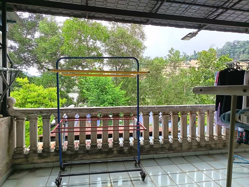 2-storey Terraced House for Sale in Taman Sandaran Permai (Shah Alam) - Hazlan Abdul Hadi - Balcony - PropertyGuru.com.my