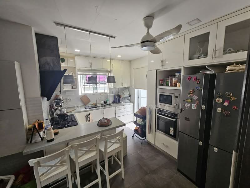 3-storey Terraced House for Sale in Denai Alam (Shah Alam) - Ismadi Ismail - Kitchen - PropertyGuru.com.my