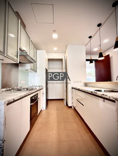 Servis Apartment untuk Dijual di Straits Quay (The Suites at Waterside) - Jeanette Hee - Kitchen - PropertyGuru.com.my
