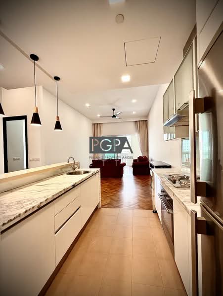 Servis Apartment untuk Dijual di Straits Quay (The Suites at Waterside) - Jeanette Hee - Kitchen - PropertyGuru.com.my