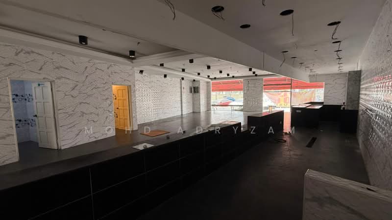 Shop for Rent in Alam Impian (Shah Alam) - Mohd Adryzam - Interior - PropertyGuru.com.my