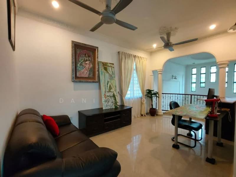 Rumah Banglo untuk Dijual di Taman Kolam Air (Johor Bahru) - Daniel Yong - Living Room - PropertyGuru.com.my