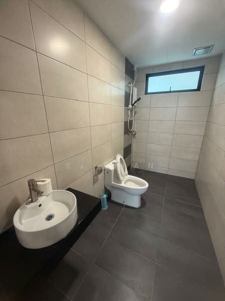 Service Residence for Rent at Molek Regency - SJ CHAN - Bathroom - PropertyGuru.com.my
