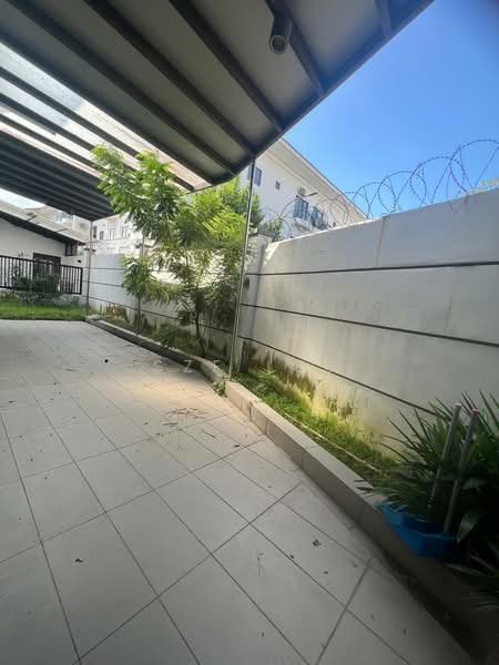 Semi-Detached House for Sale in Taman Sri Intan (Johor Bahru) - Sze Lee - Exterior - PropertyGuru.com.my