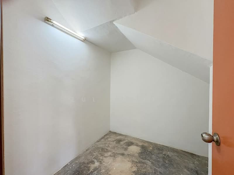 2.5-storey Terraced House for Sale in Bandar Putra Permai (Seri Kembangan) - Zul Hasif - PropertyGuru.com.my