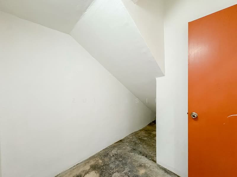 2.5-storey Terraced House for Sale in Bandar Putra Permai (Seri Kembangan) - Zul Hasif - PropertyGuru.com.my