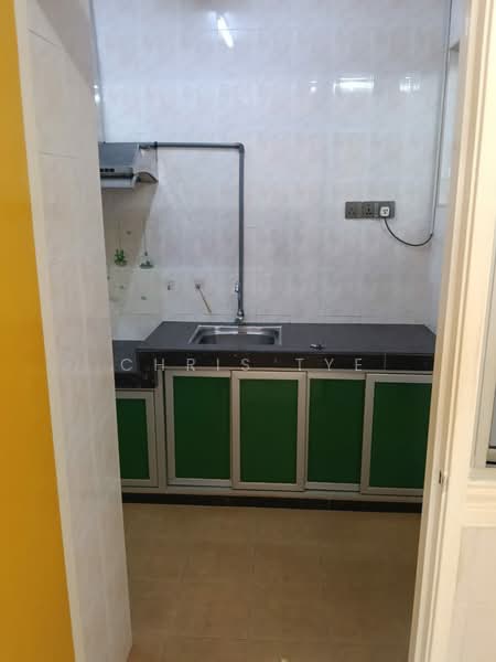 2-storey Terraced House for Sale in Shah Alam (Selangor) - Chris Tye - Kitchen - PropertyGuru.com.my