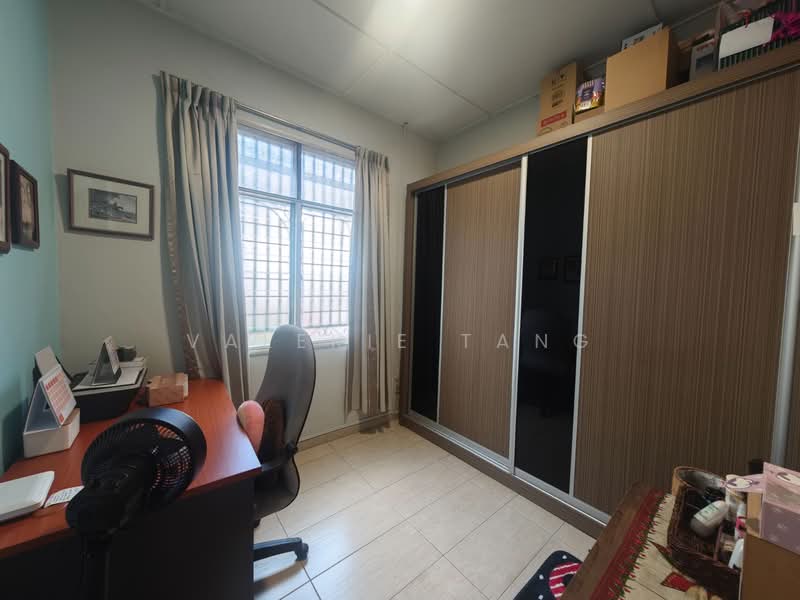 Rumah Teres 2 Tingkat untuk Dijual di Taman Bukit Belimbing (Balakong) - Valerie Tang - Study - PropertyGuru.com.my