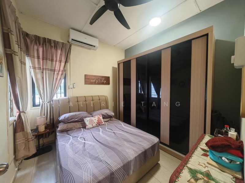 Rumah Teres 2 Tingkat untuk Dijual di Taman Bukit Belimbing (Balakong) - Valerie Tang - Bedroom - PropertyGuru.com.my