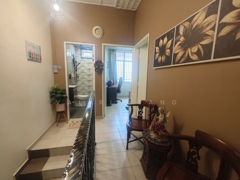 Rumah Teres 2 Tingkat untuk Dijual di Taman Bukit Belimbing (Balakong) - Valerie Tang - Bathroom - PropertyGuru.com.my