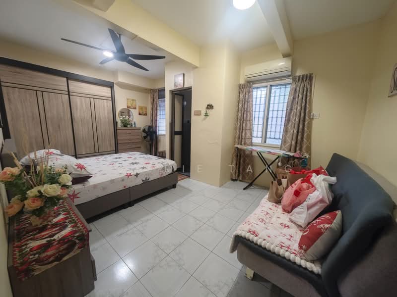 Rumah Teres 2 Tingkat untuk Dijual di Taman Bukit Belimbing (Balakong) - Valerie Tang - Bedroom - PropertyGuru.com.my