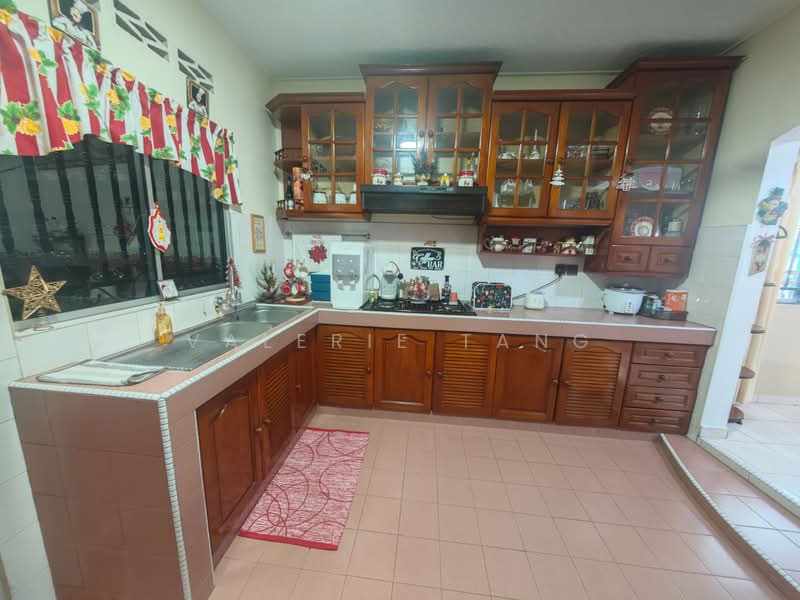 Rumah Teres 2 Tingkat untuk Dijual di Taman Bukit Belimbing (Balakong) - Valerie Tang - Kitchen - PropertyGuru.com.my