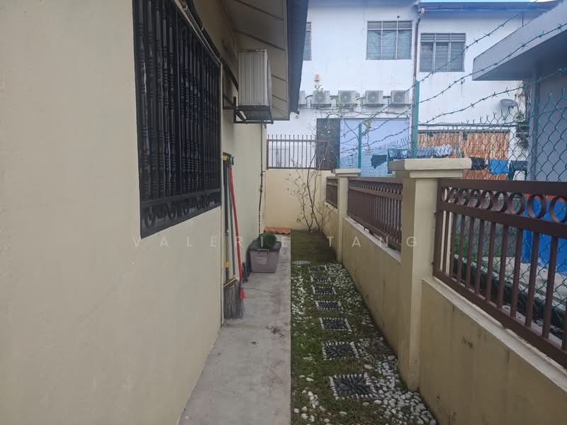 Rumah Teres 2 Tingkat untuk Dijual di Taman Bukit Belimbing (Balakong) - Valerie Tang - Exterior - PropertyGuru.com.my