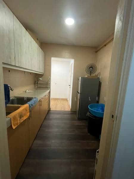 Condominium for Rent at Amadesa Resort Condominium - Rachael Lee - Kitchen - PropertyGuru.com.my