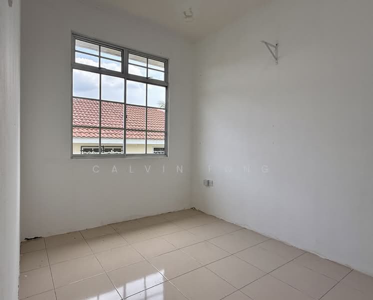 4th bedroom