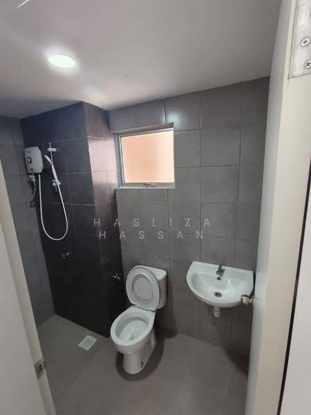 Pangsapuri untuk Disewa di The Centrina Service Apartment@Central Residence - Hasliza Hassan - Bathroom - PropertyGuru.com.my