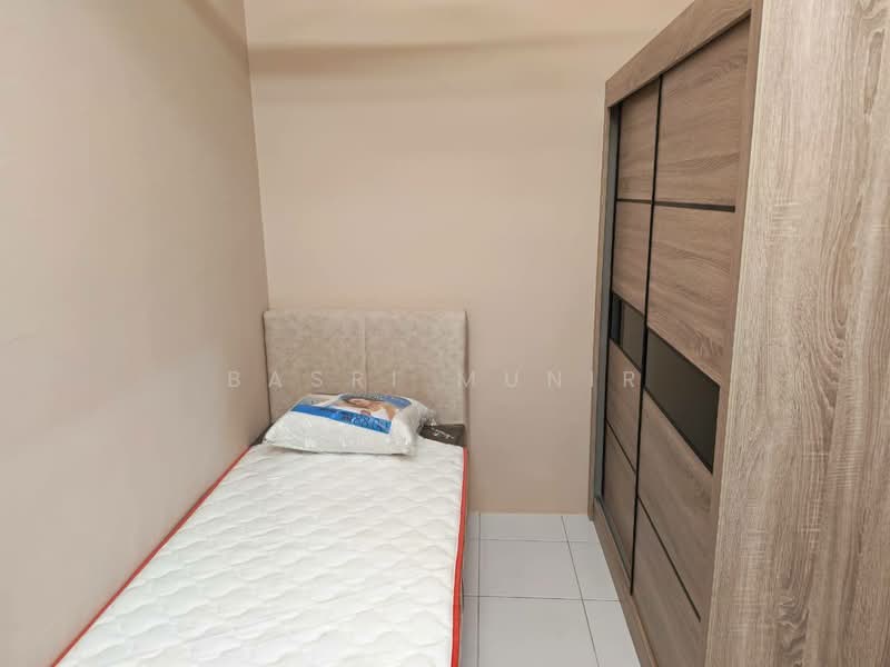 Kondominium untuk Disewa di Residensi Sateria - Basri Munir - Bedroom - PropertyGuru.com.my