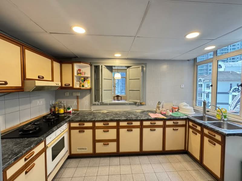 Condominium for Sale at 1A Stonor - muharni sawarin - Kitchen - PropertyGuru.com.my